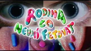 Stiahni si Filmy CZ/SK dabing Rodina co neumí fetovat (2025)(CZ)[1080p][WEB-DL] = CSFD 44%