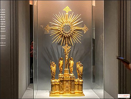 Stiahni si Dokument Notre-Dame: Co se skrývá v podzemí? / Les trésors cachés de Notre-Dame de Paris (2023)(CZ)[TvRip][1080p] = CSFD 61%