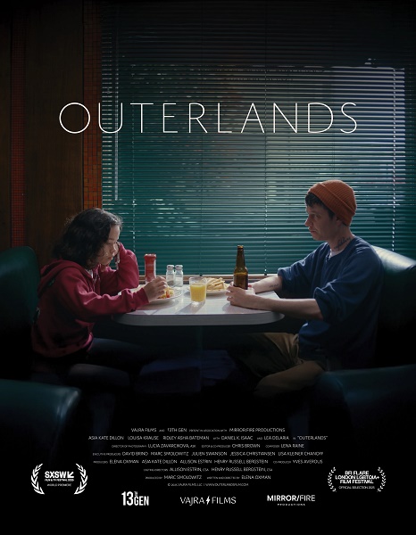Stiahni si Filmy CZ/SK dabing Ve stínu města / Outerlands (2025)(CZ/EN)[WEB-DL][1080p] = CSFD 50%