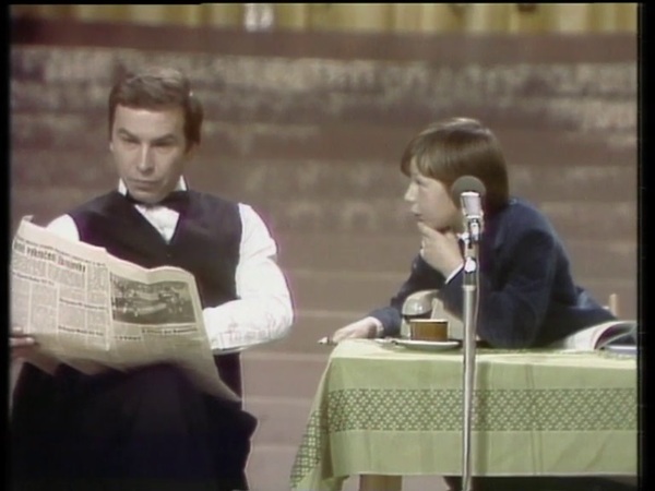 Stiahni si TV Pořad Zlate silvestry Vladimira Mensika (1979 cast 1) = CSFD 83%