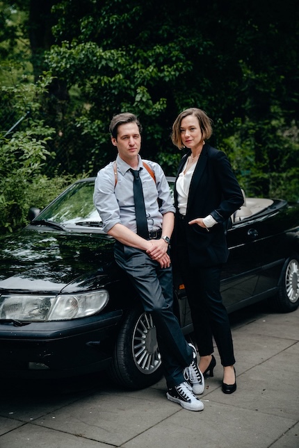 Stiahni si Seriál Hrdina S01E01 - Nový začátek (CZ)[1080p][WEB-DL]  = CSFD 50%