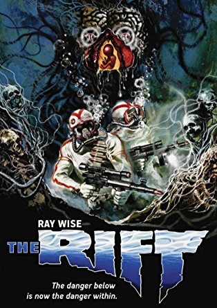 Stiahni si HD Filmy Prurva / The Rift (1990)(CZ/EN)[1080p] = CSFD 52%
