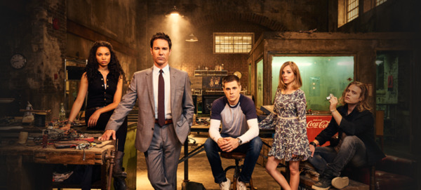 Stiahni si Seriál Cestovatele casem / Travelers - 2. serie [TvRip][720p] = CSFD 72%