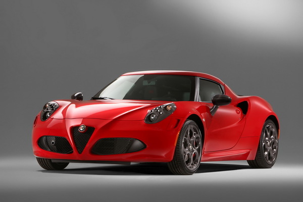 Stiahni si Dokument Jak se to dela - Vysnene vozy / How It's Made: Dream Cars S02E03 - Alfa Romeo 4C (2013)(CZ)[TVRip] = CSFD 72%