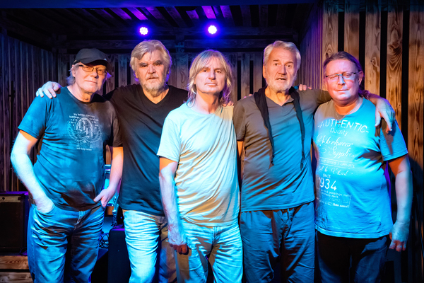 Stiahni si Hudba Progres 2 - diskografie