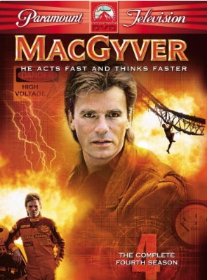 Stiahni si Seriál MacGyver S04 (1985-1986)(1080p)(CZ) = CSFD 64%