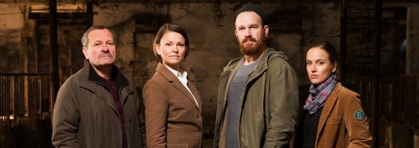 Stiahni si Seriál Pet mrtvych psu E01 - E03 (CZ)[TvRip][720p] = CSFD 66%