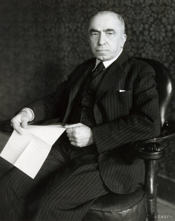 Stiahni si Knihy a Časopisy Vladimír  Kadlec - Tragédie Emila Háchy - Príloha Reportéra č  4 z roku 1990