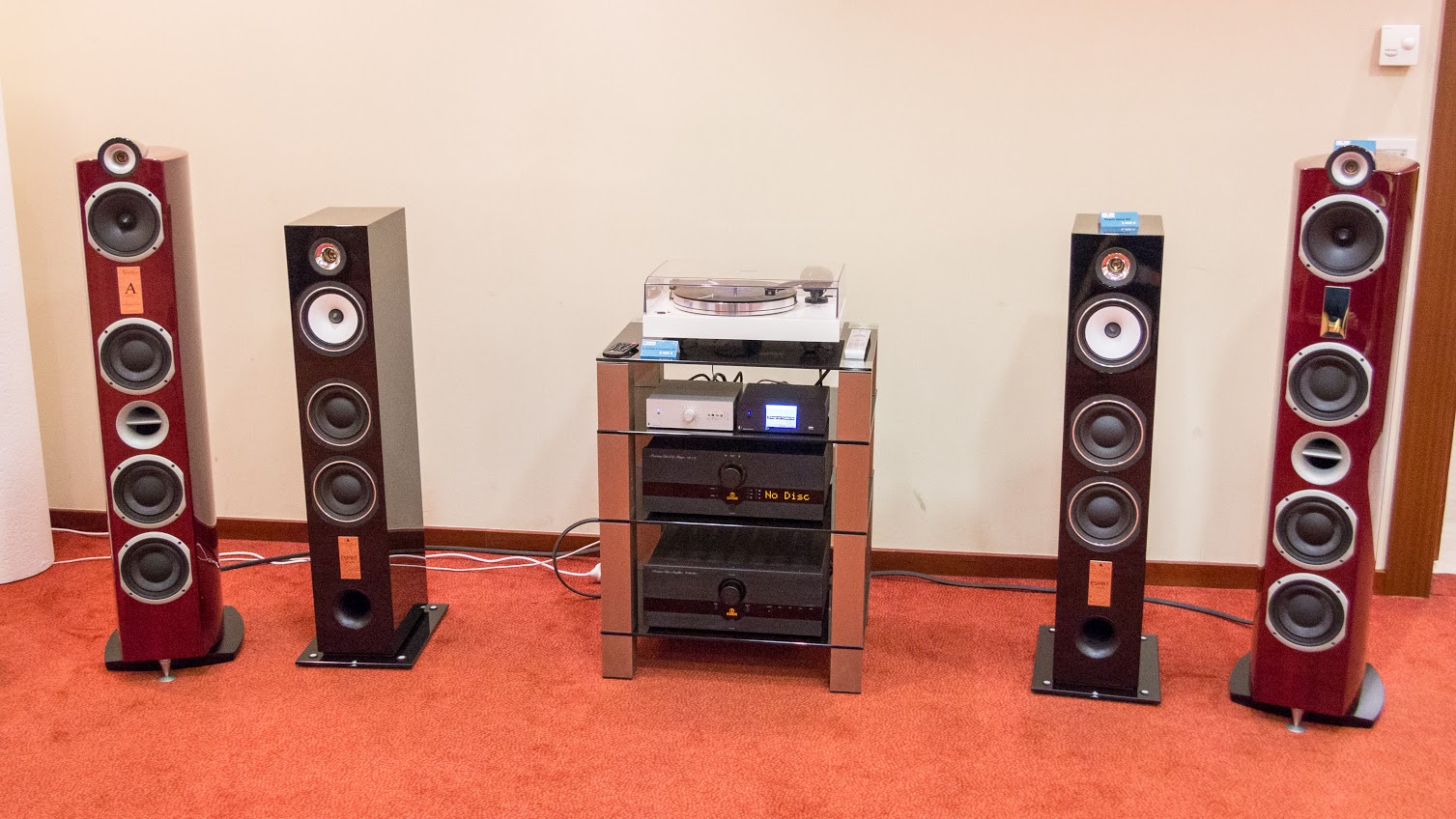 Stiahni si Knihy a Časopisy Stereo & video (04/2015)(CZ)