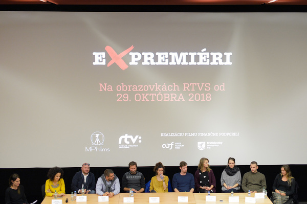 Stiahni si Dokument Expremieri (10xCz, 7xSK)(2014, 2018) = CSFD 62%