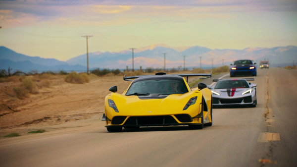 Stiahni si TV Pořad The Grand Tour S01 2026 [1080p] = CSFD 67%