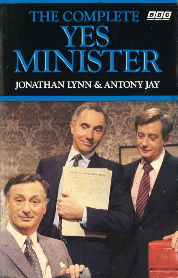 Stiahni si Seriál Jistě, pane ministře / Yes, Minister 1-3. serie (1980)[CZ/EN][1080p] = CSFD 89%