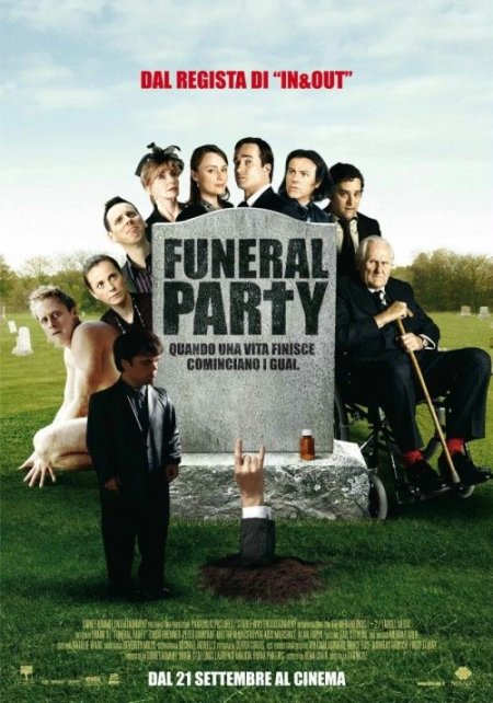 Stiahni si HD Filmy Horsi nez smrt / Death at a Funeral (2007)(CZ/EN)[1080p] = CSFD 78%