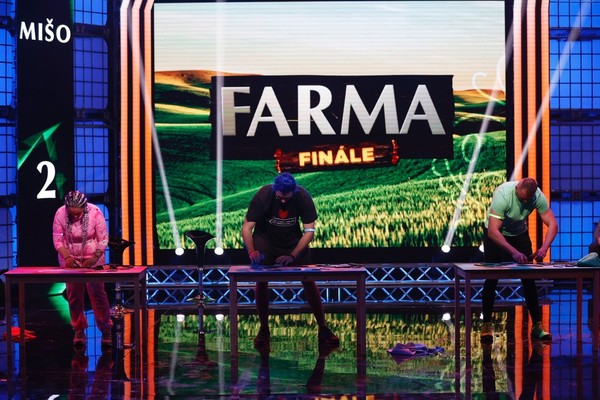 Stiahni si TV Pořad Farma S14E75 (2022)(SK)[720p] = CSFD 16%