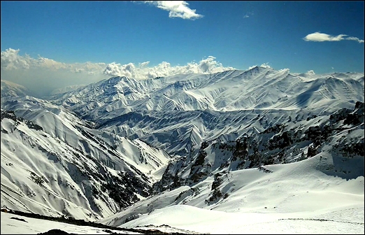 Stiahni si Dokument Írán - poklady Persie / Iran, trésors de Perse (2016)(CZ/FR)[1080p][TvRip] = CSFD 75%