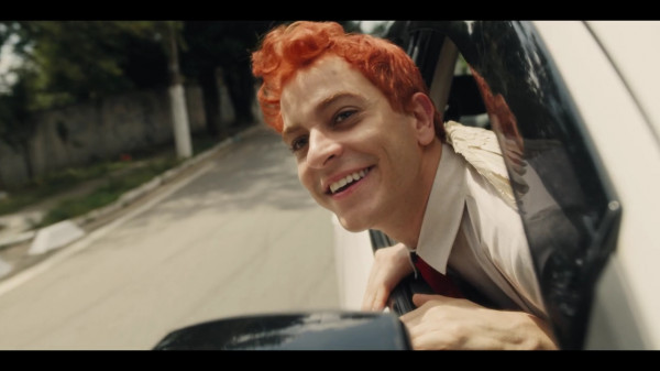 Stiahni si Seriál Nikdo to nevidí / Nobody's Looking S01 [720p] = CSFD 75%