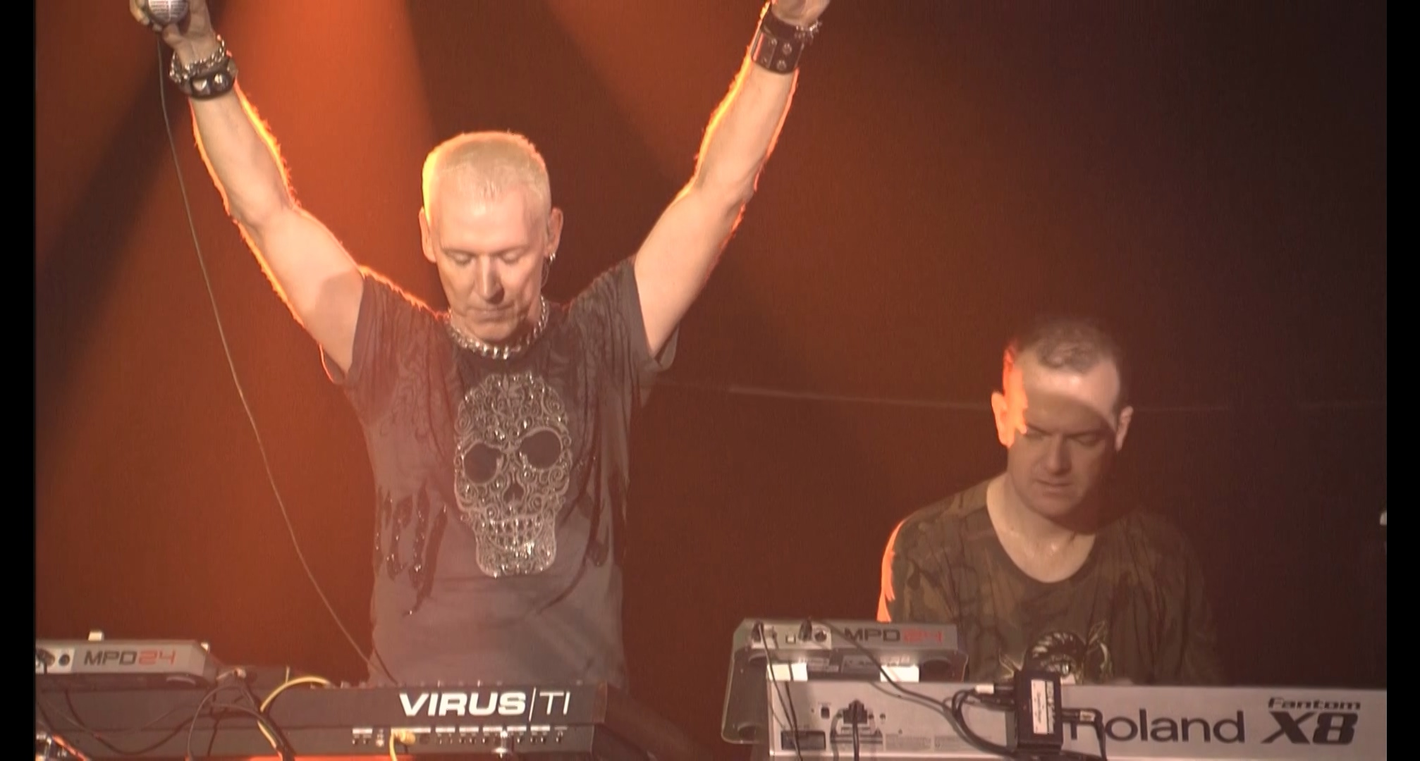 Stiahni si Hudební videa Scooter - How much is the fish [1080p]