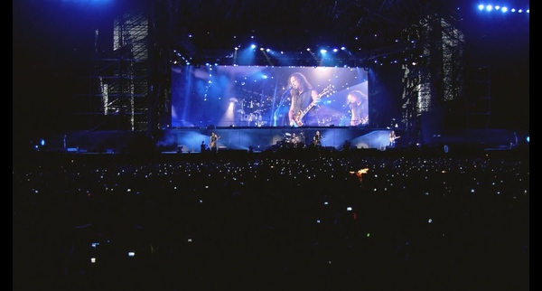 Stiahni si Hudební videa Metallica - Nothing else matters [1080p]