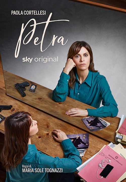 Stiahni si Seriál Temný janov / Petra (2020)(CZ)[WEB-DL] = CSFD 69%