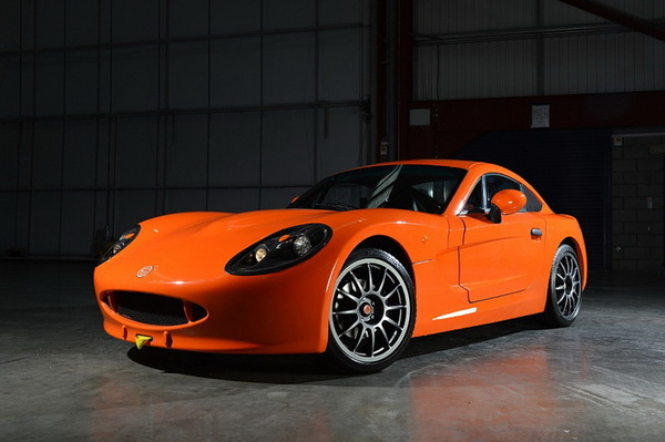 Stiahni si Filmy CZ/SK dabing Jak se to dela - Vysnene vozy / How It's Made: Dream Cars S02E06 - Ginetta G40 (2013)(CZ)[TvRip] = CSFD 71%