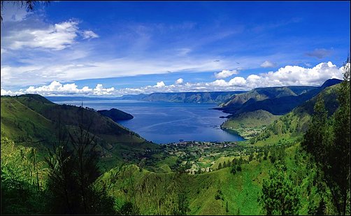 Stiahni si Dokument Západní Sumatra / Asri, Sumatra Occidental (2024)(CZ)[TvRip][1080p] = CSFD 67%
