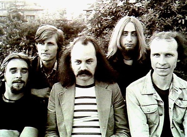 Stiahni si Hudba Zluty pes - Lucerna Praha (1988)