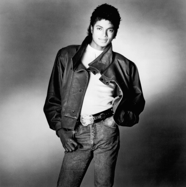 Stiahni si Hudební videa Michael Jackson - Kolekce Koncertů + Film 