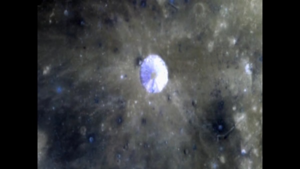 Stiahni si Dokument UFO: The Greatest Story Ever Denied II - Moon Rising = CSFD 64%