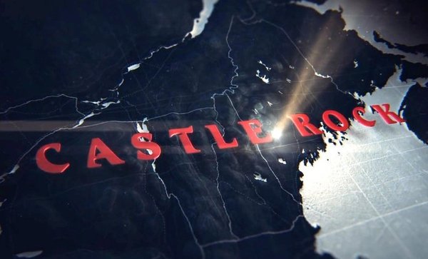 Stiahni si Seriál     Castle Rock S01E10 - Henry Deaver (CZ)[WebRip][HEVC][1080p] = CSFD 71%